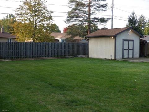 320 Starlight Dr, Seven Hills, OH 44131 photo 27