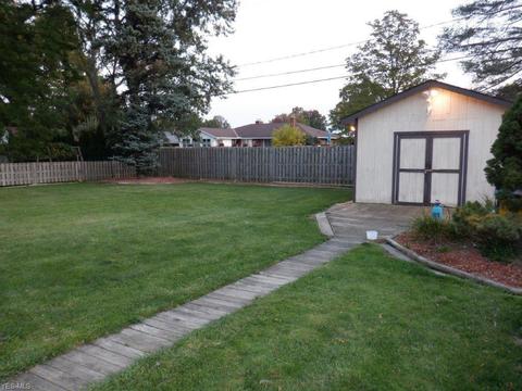 320 Starlight Dr, Seven Hills, OH 44131 photo 25