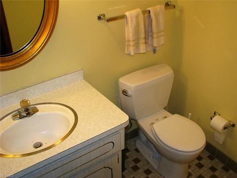 33133 Cromwell Dr, Solon, OH 44139 photo 15