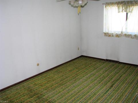 33133 Cromwell Dr, Solon, OH 44139 photo 8