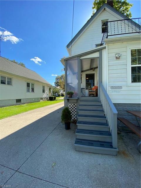 370 Columbus St, Elyria, OH 44035 photo 4
