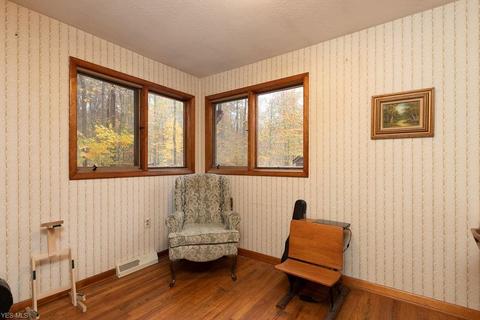 9837 Chardon Rd, Chardon, OH 44024 photo 21