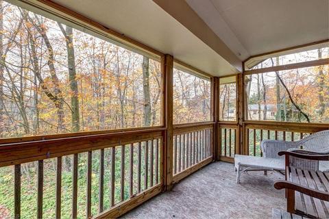 9837 Chardon Rd, Chardon, OH 44024 photo 16
