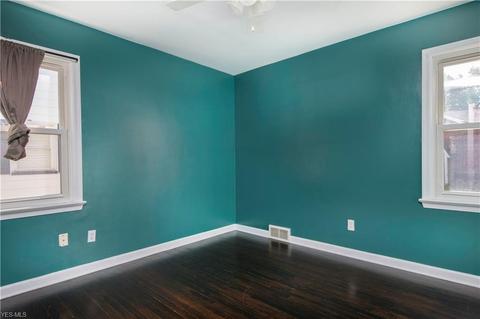 224 Wilson St, Struthers, OH 44471 photo 7