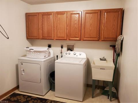 231 Root Rd, Lorain, OH 44052 photo 9