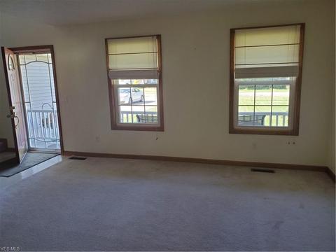 231 Root Rd, Lorain, OH 44052 photo 3