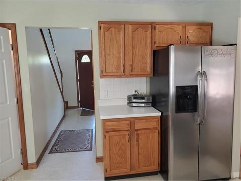 231 Root Rd, Lorain, OH 44052 photo 8