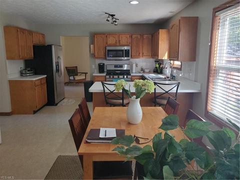 231 Root Rd, Lorain, OH 44052 photo 6