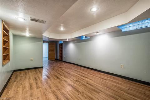 215 Raff Rd NW, Canton, OH 44708 photo 21