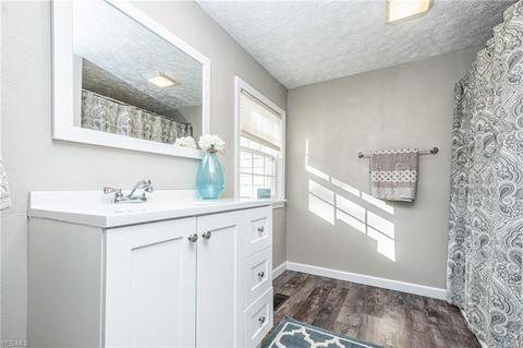 215 Raff Rd NW, Canton, OH 44708 photo 14