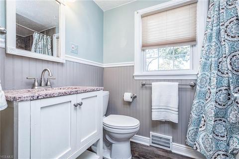 215 Raff Rd NW, Canton, OH 44708 photo 17