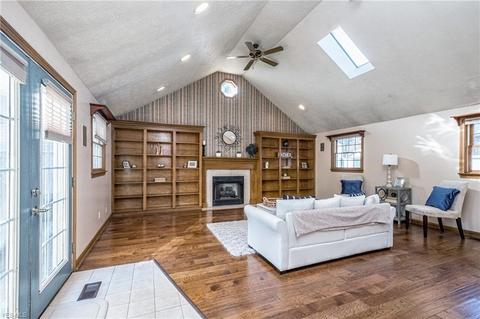 215 Raff Rd NW, Canton, OH 44708 photo 11