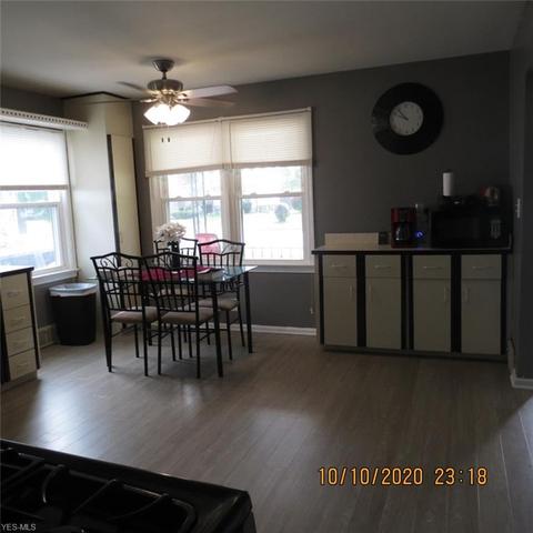 4102 Snow Rd, Parma, OH 44134 photo 9