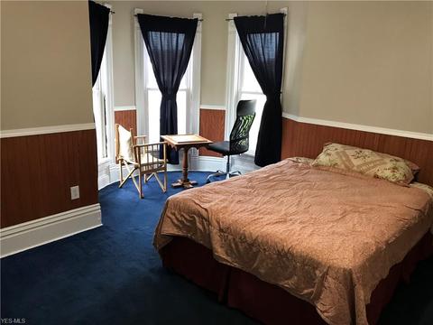 206 E College St, Scio, OH 43988 photo 11