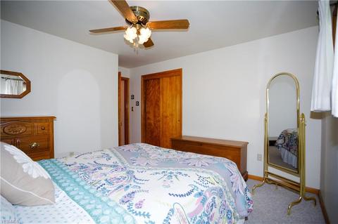 185 Grimm Heights Ave, Struthers, OH 44471 photo 7