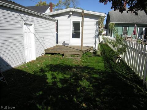 121 Denison Ave, Elyria, OH 44035 photo 18