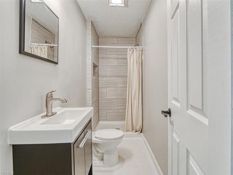 288 Mapleview Dr, Seven Hills, OH 44131 photo 27
