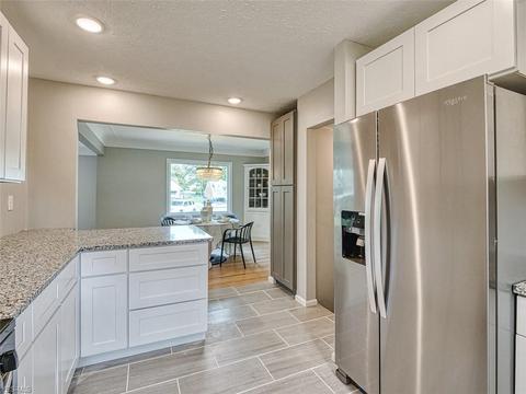 288 Mapleview Dr, Seven Hills, OH 44131 photo 17