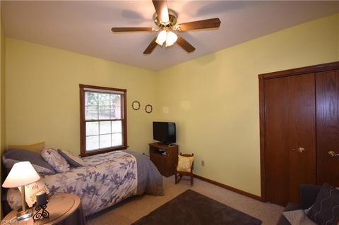 6961 Thicket St NW, Canton, OH 44708 photo 12