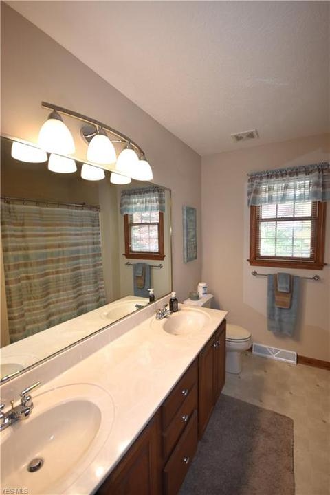 6961 Thicket St NW, Canton, OH 44708 photo 20