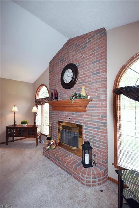 6961 Thicket St NW, Canton, OH 44708 photo 4