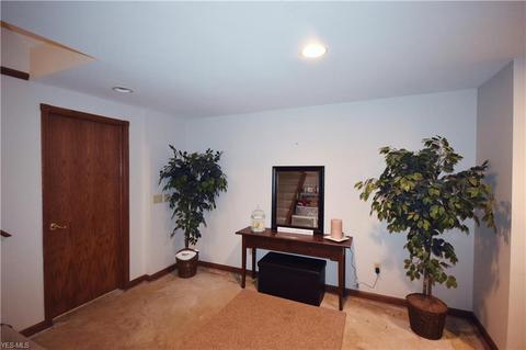 6961 Thicket St NW, Canton, OH 44708 photo 25