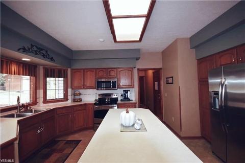 6961 Thicket St NW, Canton, OH 44708 photo 6
