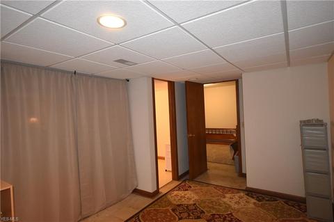 6961 Thicket St NW, Canton, OH 44708 photo 30