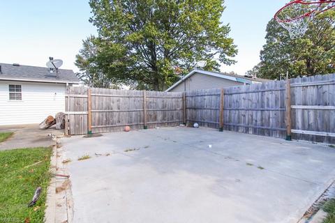 2156 E 39th St, Lorain, OH 44055 photo 27
