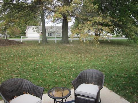 102 Stonehedge Dr, Elyria, OH 44035 photo 20