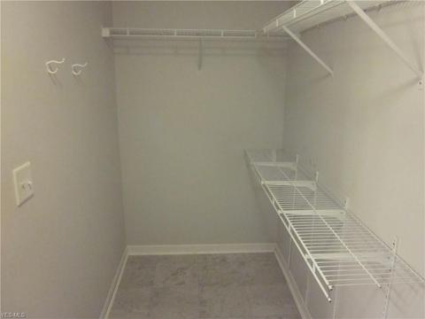 102 Stonehedge Dr, Elyria, OH 44035 photo 12
