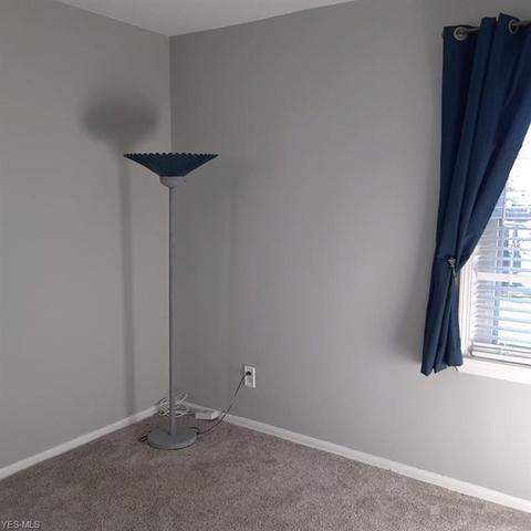 3214 Maplecrest Ave, Parma, OH 44134 photo 8