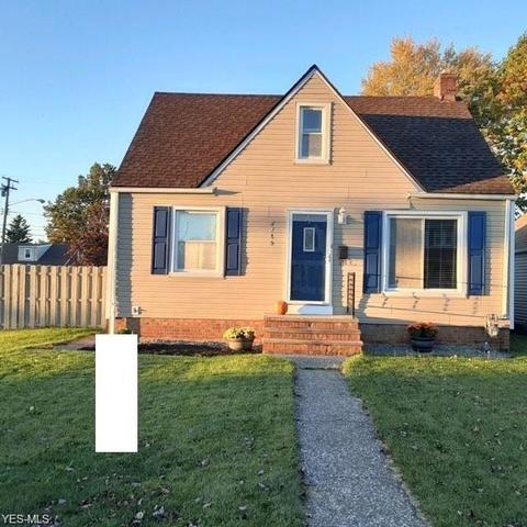 3214 Maplecrest Ave, Parma, OH 44134 photo 1
