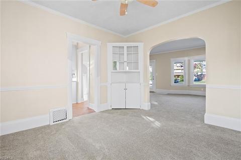 227 Eastern Heights Blvd, Elyria, OH 44035 photo 7
