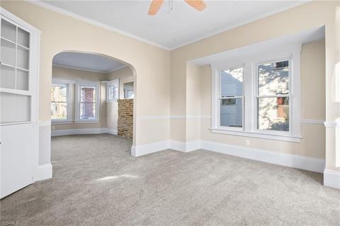 227 Eastern Heights Blvd, Elyria, OH 44035 photo 6
