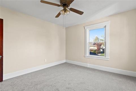 227 Eastern Heights Blvd, Elyria, OH 44035 photo 19