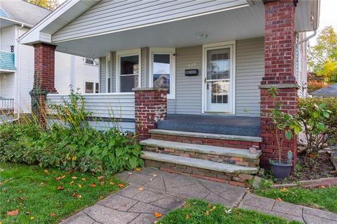227 Eastern Heights Blvd, Elyria, OH 44035 photo 2