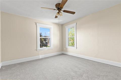 227 Eastern Heights Blvd, Elyria, OH 44035 photo 18