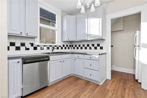 227 Eastern Heights Blvd, Elyria, OH 44035 photo 10