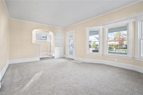 227 Eastern Heights Blvd, Elyria, OH 44035 photo 9