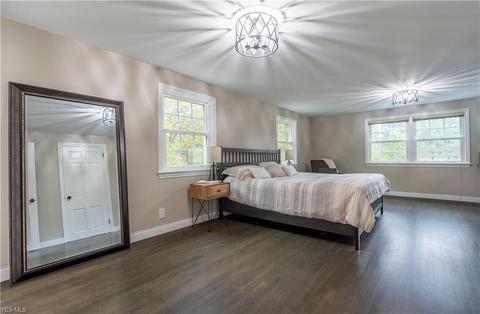 2445 Strathmore Dr NW, Canton, OH 44708 photo 24