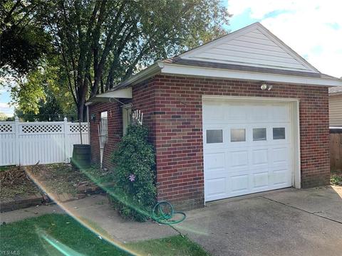 189 Ambrose Ave NW, Canton, OH 44708 photo 4