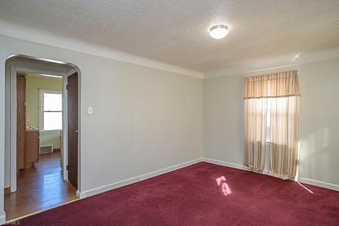 9014 Beech Ave, Brooklyn, OH 44144 photo 4