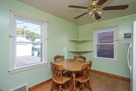 9014 Beech Ave, Brooklyn, OH 44144 photo 8