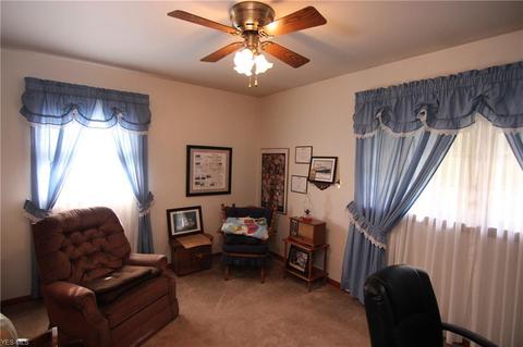 61 Eve Dr, Struthers, OH 44471 photo 14