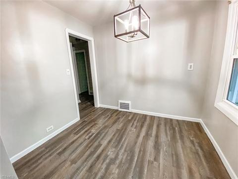 4614 Krueger Ave, Parma, OH 44134 photo 4