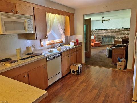 2522 57th St NE, Canton, OH 44721 photo 5