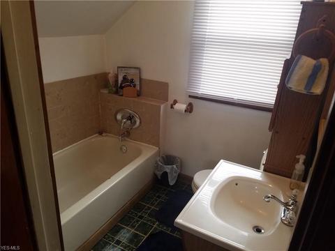 401 Hyde, Niles, OH 44446 photo 10