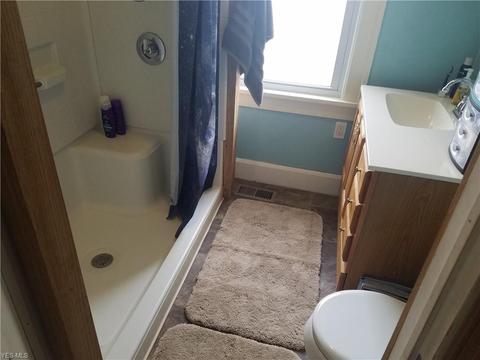 401 Hyde, Niles, OH 44446 photo 7
