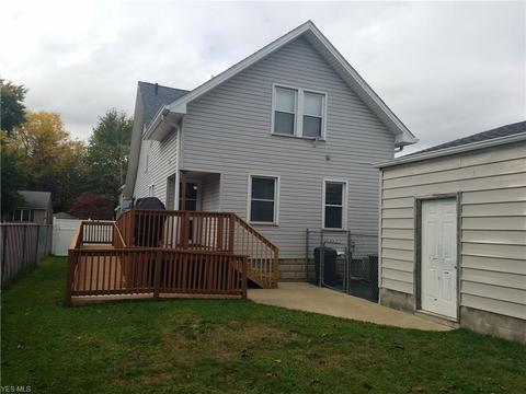 401 Hyde, Niles, OH 44446 photo 2